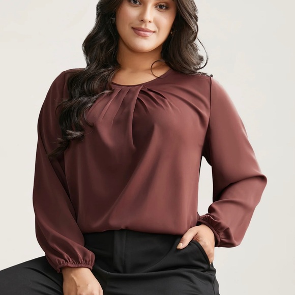 Bundle of 3- BloomChic Blouses - Picture 4 of 10